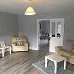 Grangegeeth 3*