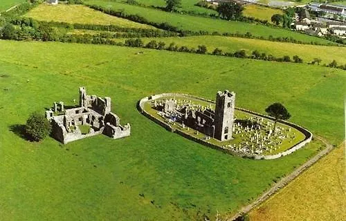 בית הארחה Grangegeeth סליין