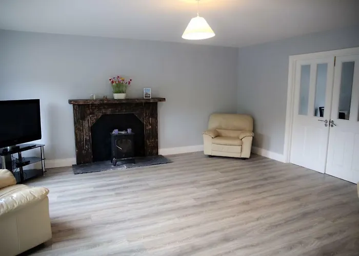 Grangegeeth בית הארחה 3*